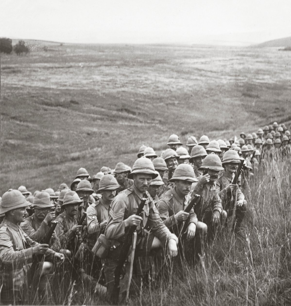 Vores reserver afventer ordre om at rykke op til deres nye positioner på skråningerne af Kap Helles, 1915 af English Photographer
