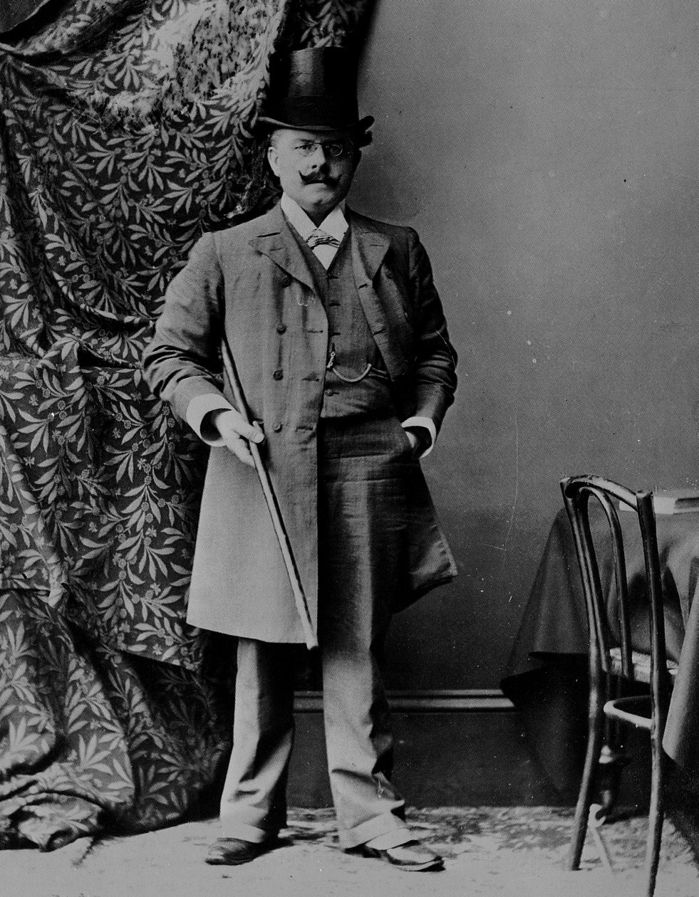 Portræt af Dr. Barnardo af English Photographer