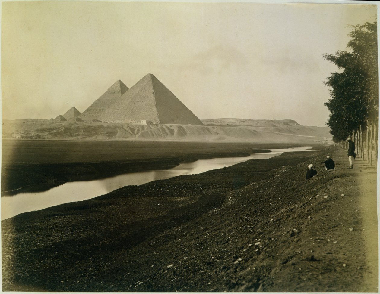 Pyramider, ca. 1878 af English Photographer