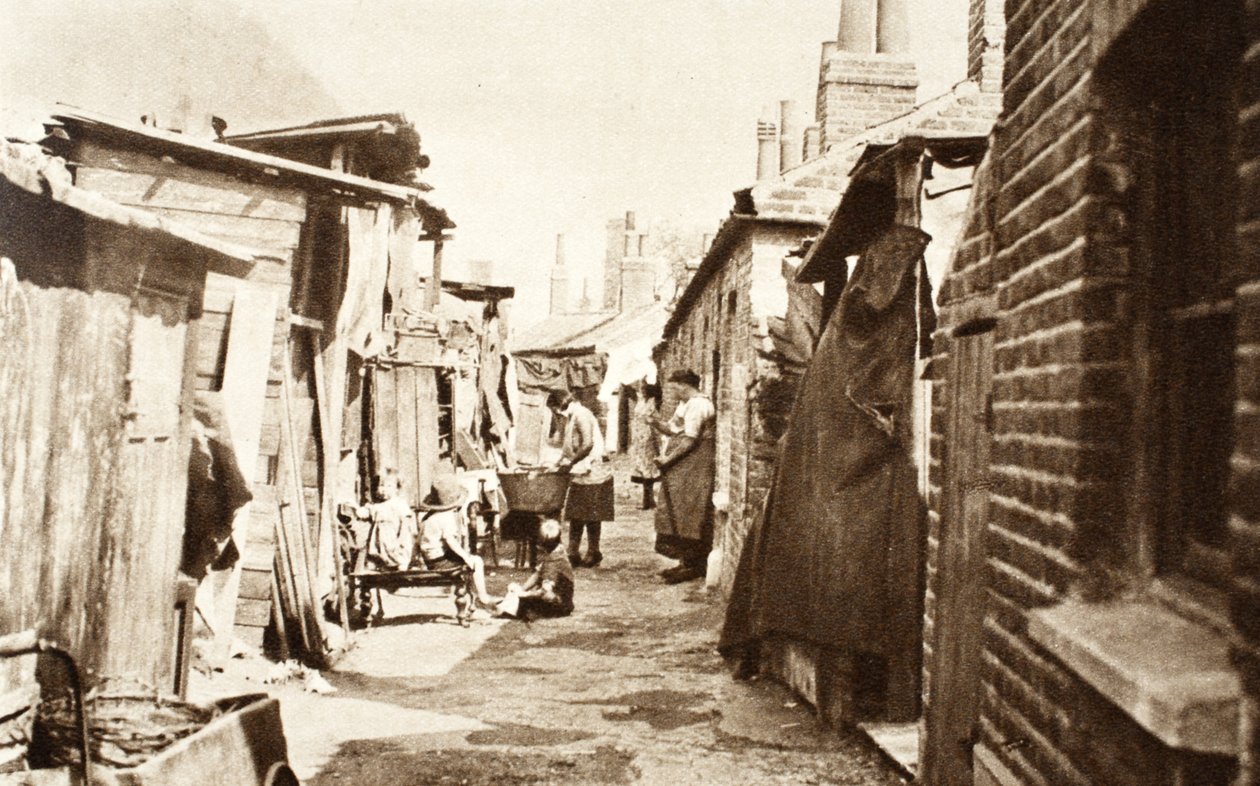 Slumkvarterer, 1934 af English Photographer