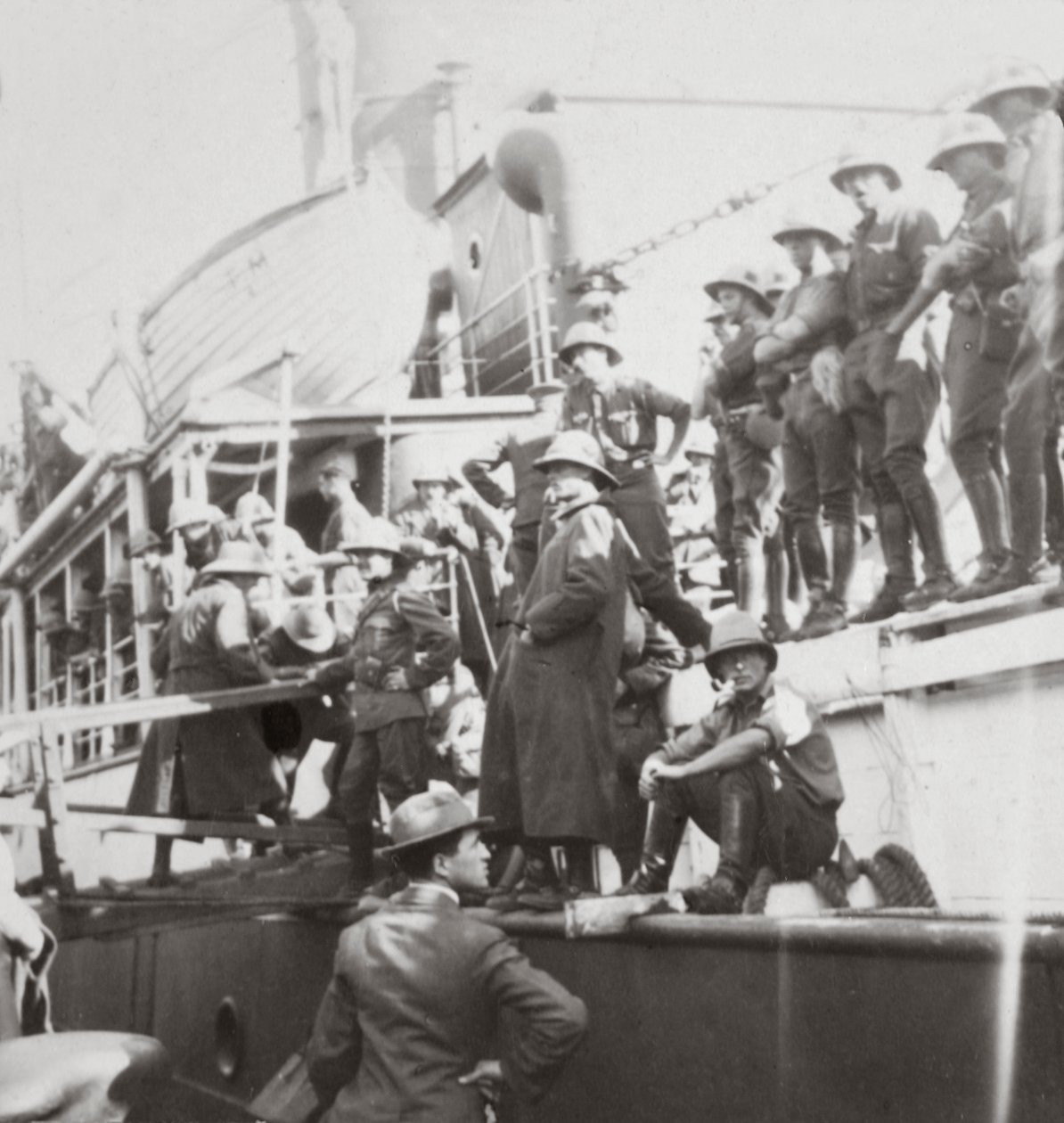 Moderlandets værdige sønner - Cape Field Artillery på transport af English Photographer