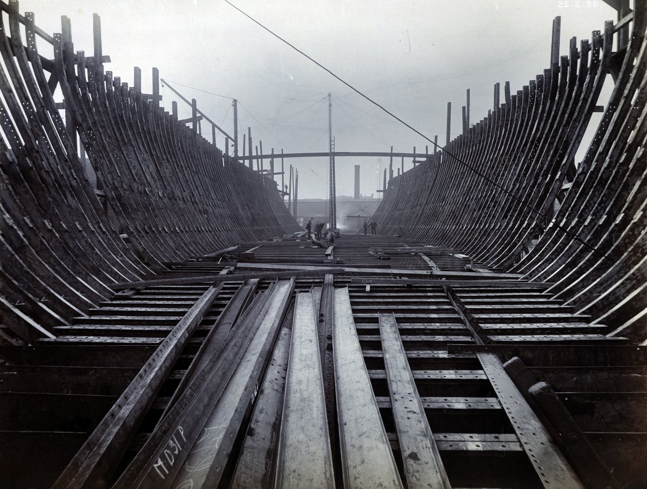 Værft nr. 647, Baikal. Viser det isbrydende tog færgen Baikal i ramme på Low Walker Yard, 1896 af English Photographer