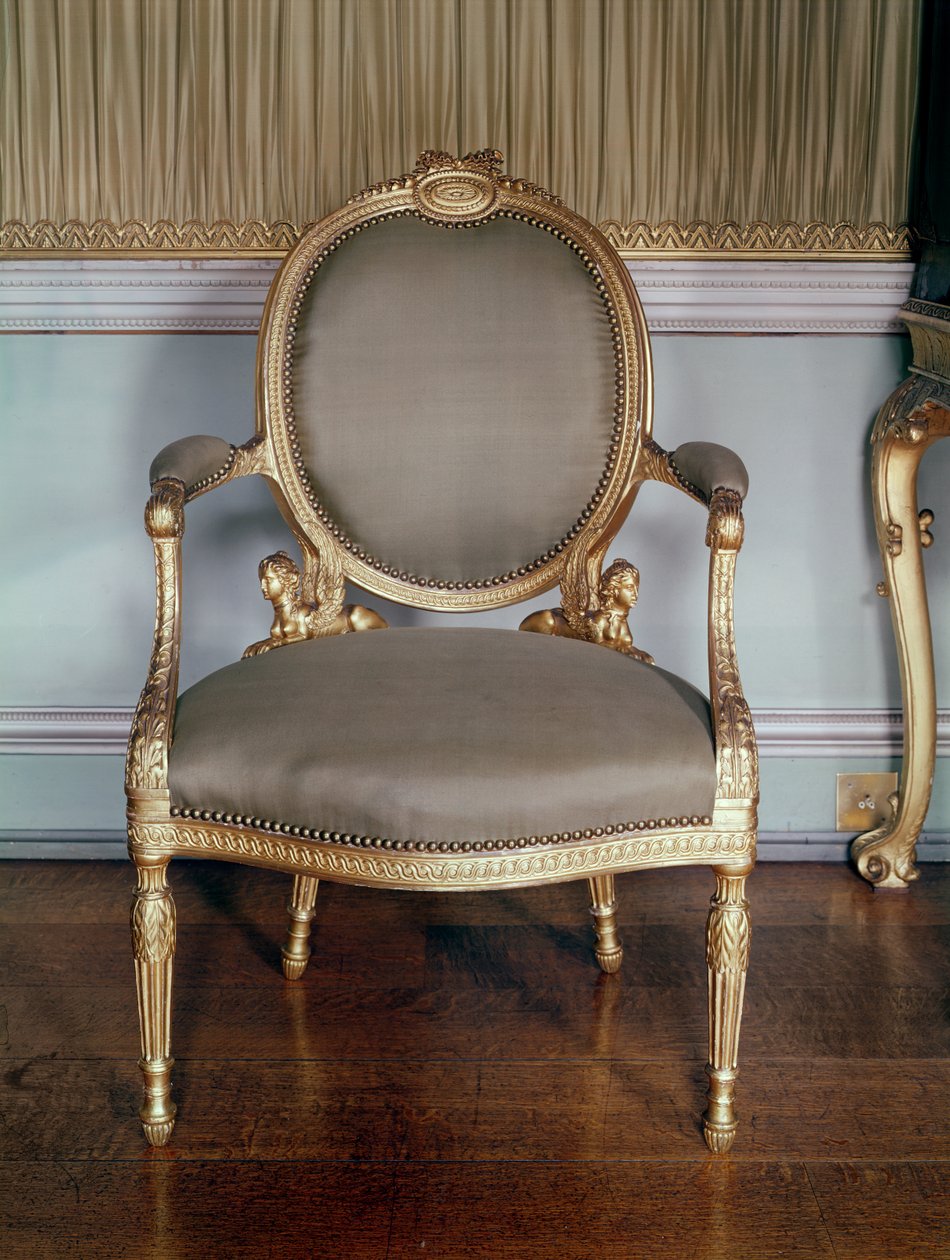 Udskåret lænestol med guillocheliste; Adams design til en stol til sengekammeret i Osterley, 1777 (forgyldt træ) af English School