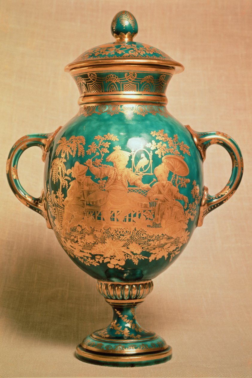 Chelsea vase og låg med forgyldt chinoiserie-design, guldankerperiode (1758-69) af English School