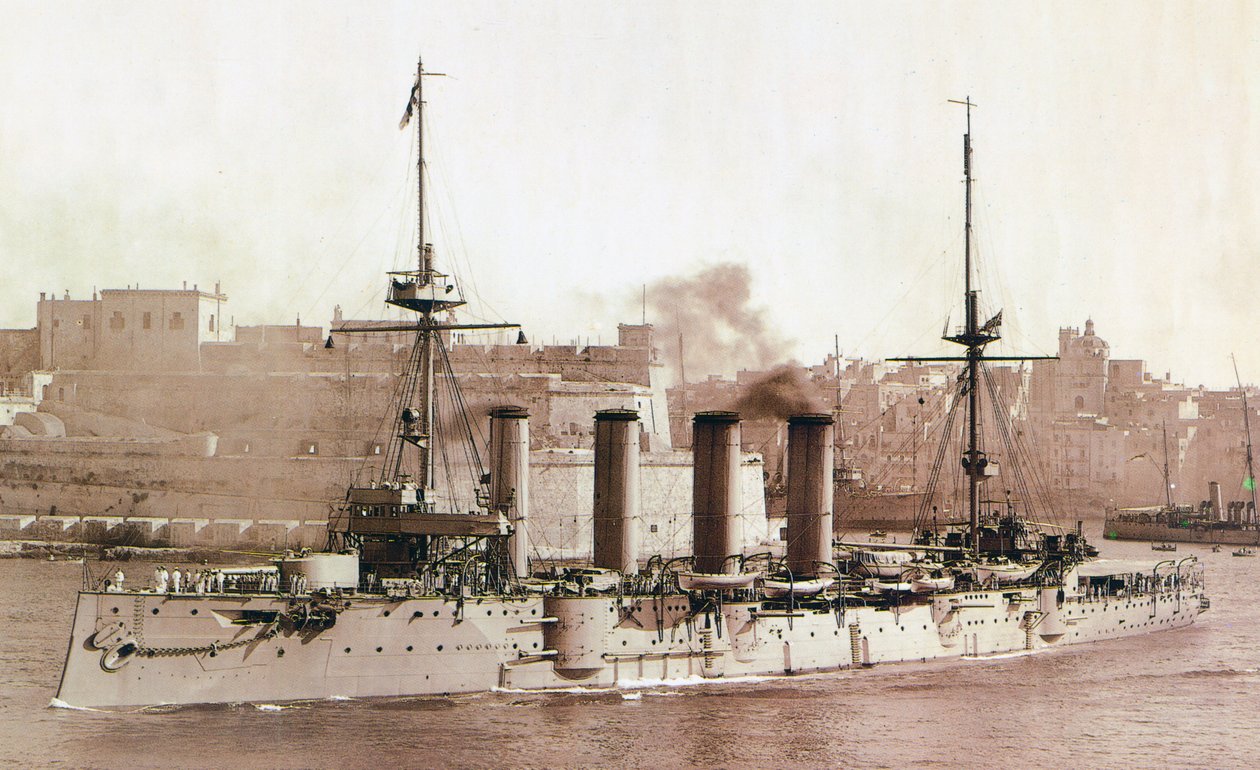 HMS Aboukir, 1902 (sepiatryk) af English Photographer