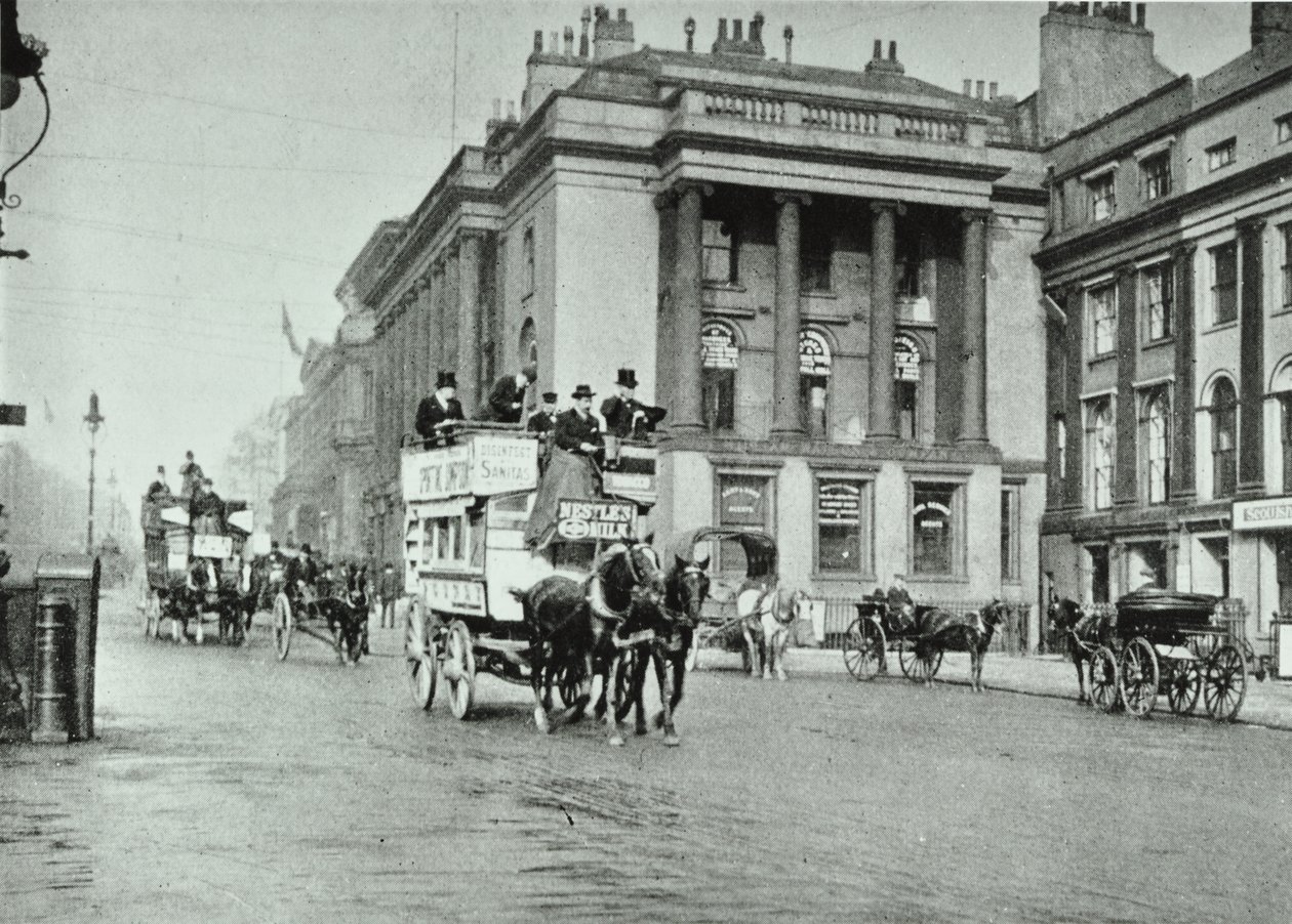 Hestebusser i Waterloo Place, 1895 af English Photographer