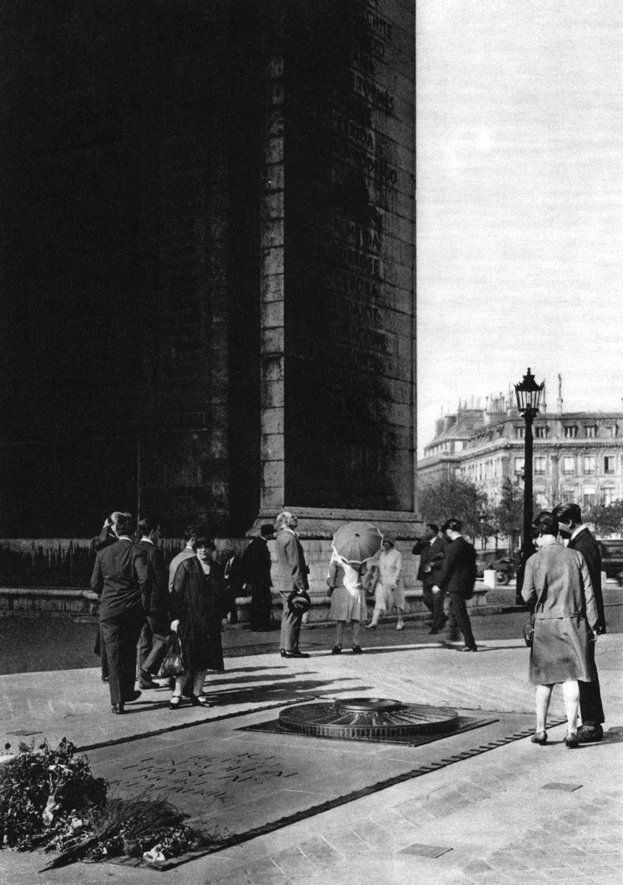 Den ukendte soldats grav, Paris, 1931. af Ernest Flammarion