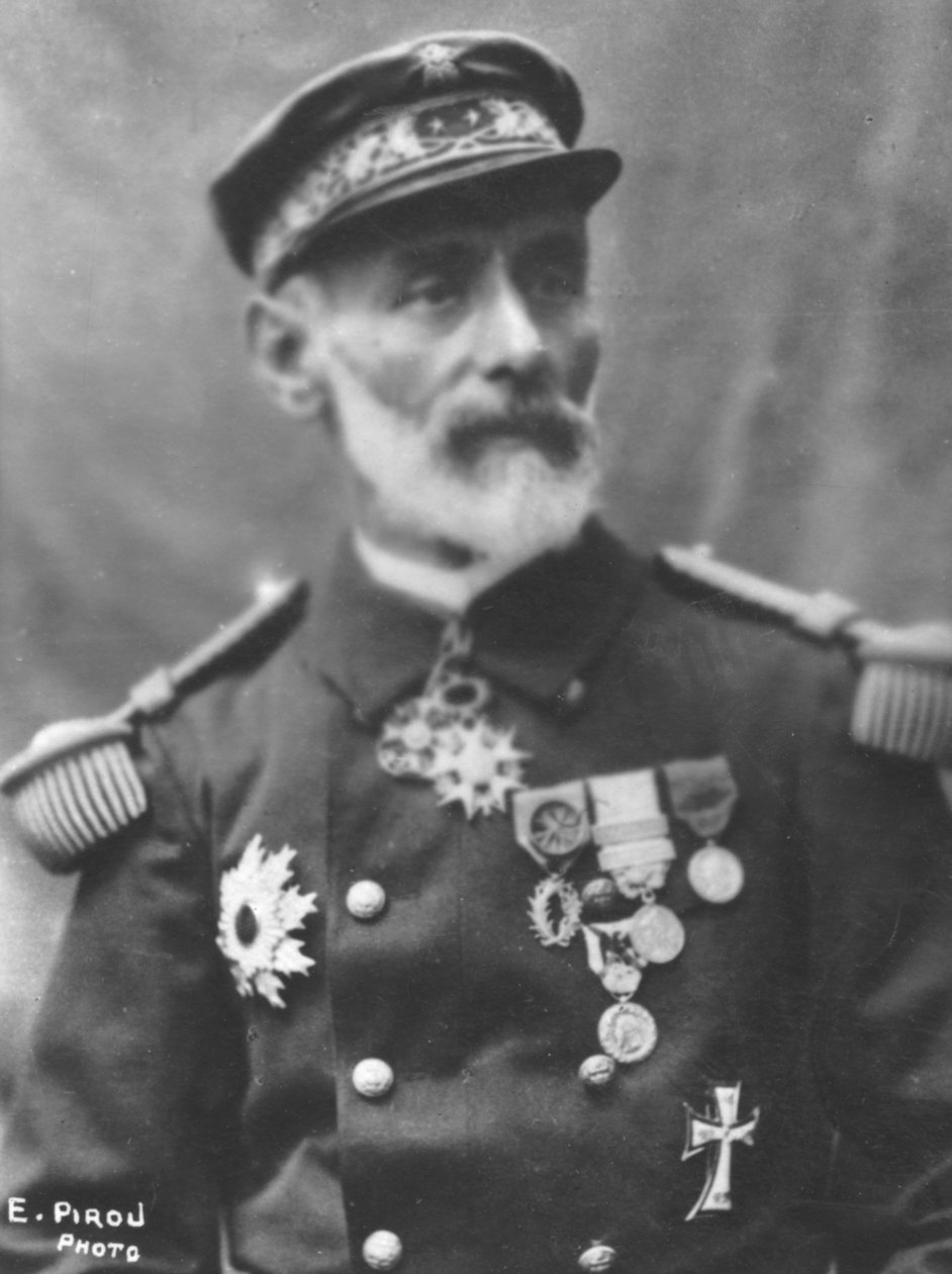 Admiral Courrejolles, c1893 af Eugene Pirou