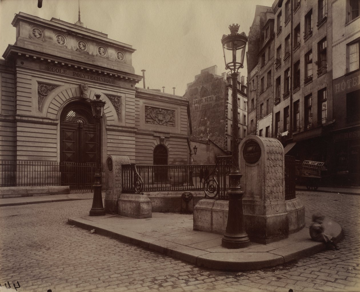 Fontæne af Ecole Polytechnique af Eugène Atget