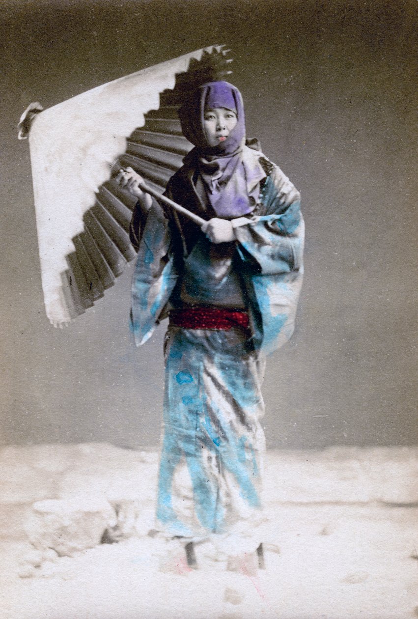 Musee, kvinde i vinterdragt, Japan, 1882 af Felice Beato