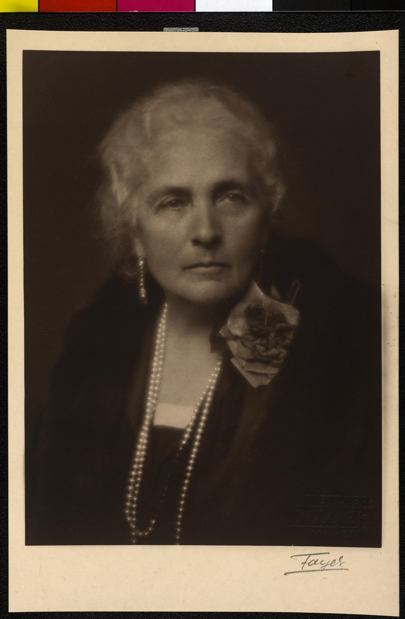 Billede af Margaret grevinde Lichnowsky af Ferdinand Schmutzer
