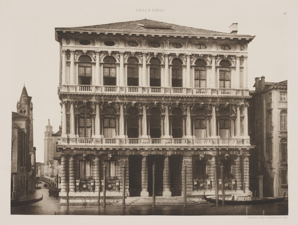 Rezzonico Palace af Ferdinando Ongania