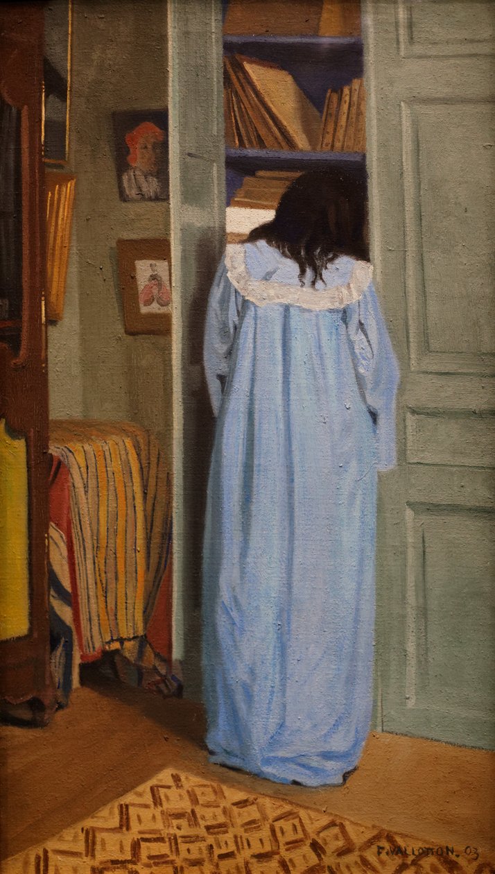 Interiør, kvinde i blå søger i et skab af Felix Edouard Vallotton