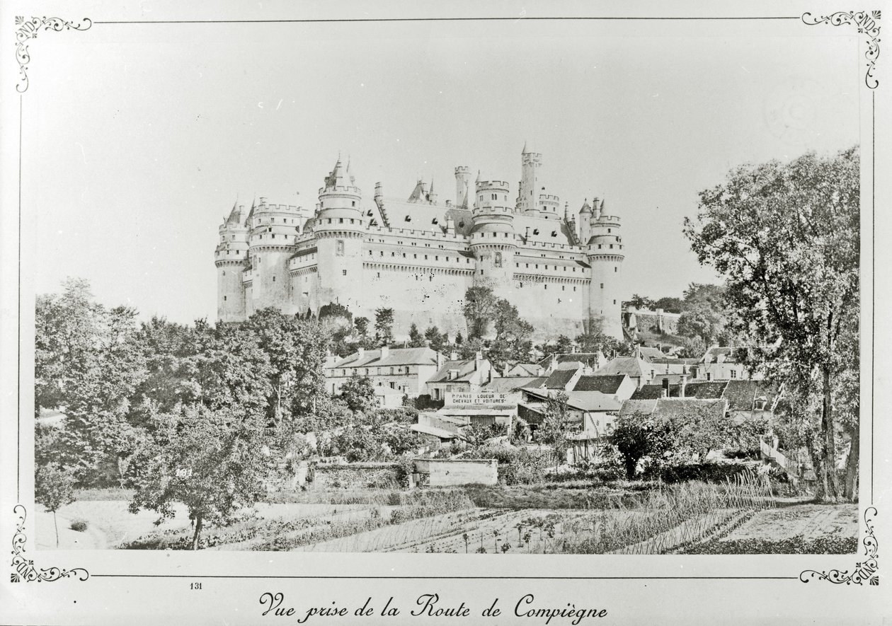 Château de Pierrefonds efter restaureringen af ​​Viollet-le-Duc af French Photographer