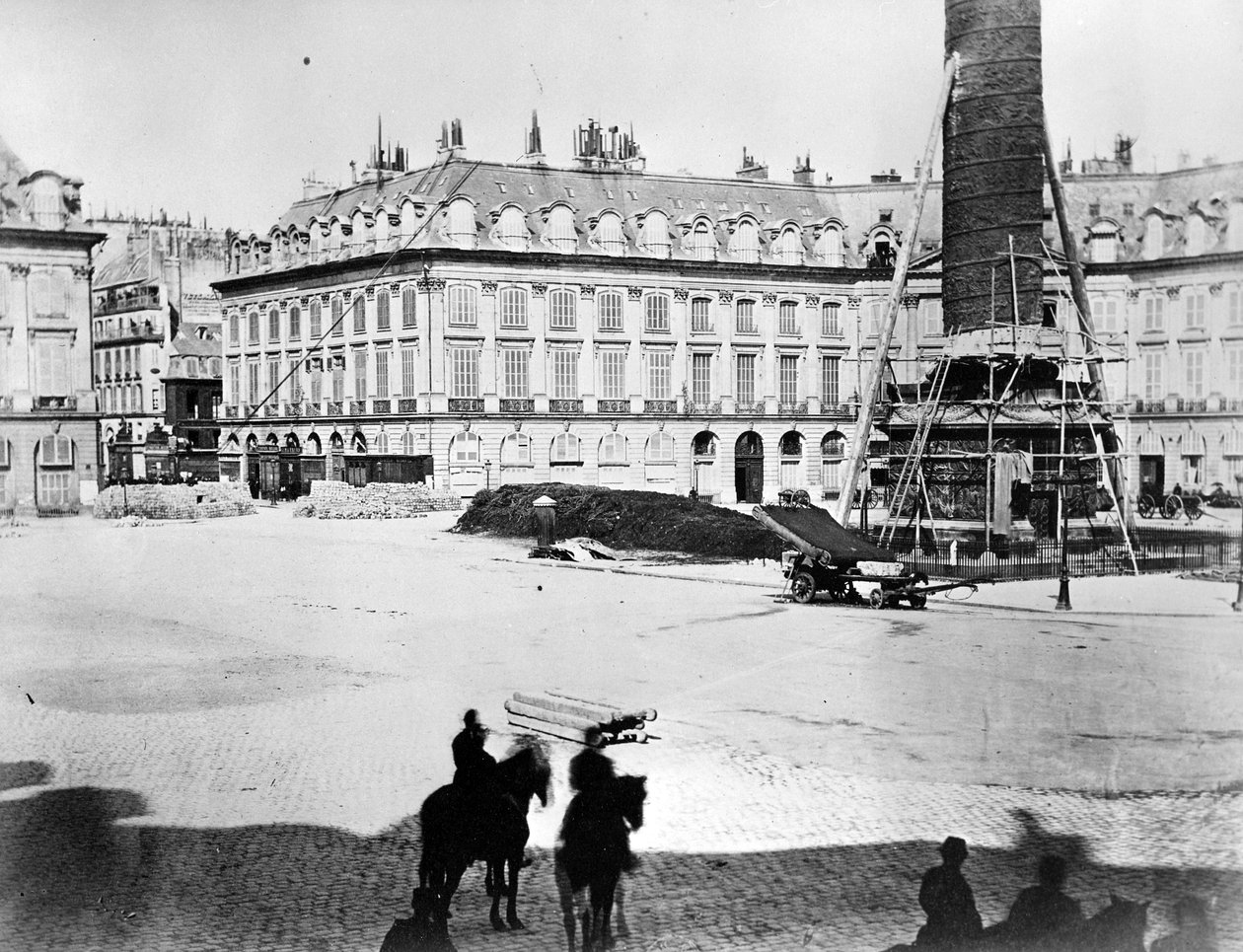 Demontering af Vendôme-søjlen, 1871 af French Photographer
