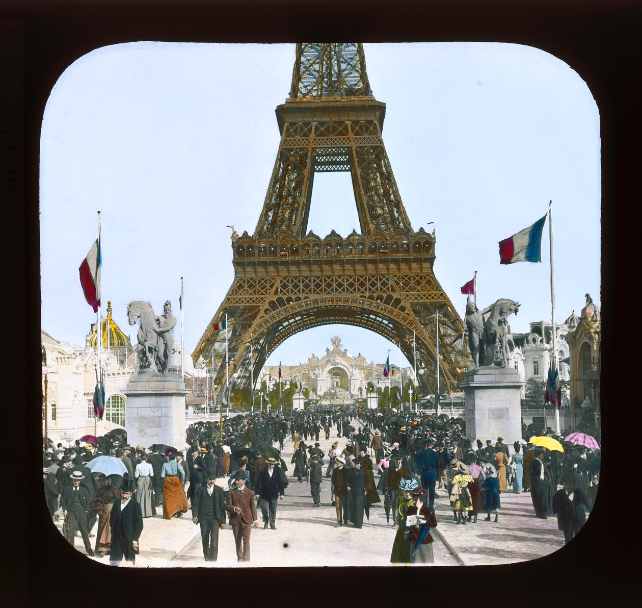 Paris-udstilling: Pont dJena mod Chateau of Water, 1900 (lanternerutsjebane) af French Photographer