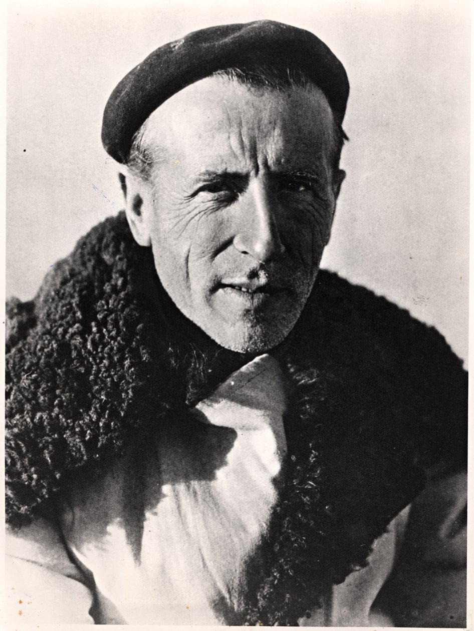 Pierre Teilhard de Chardin (1881-1955) af French Photographer