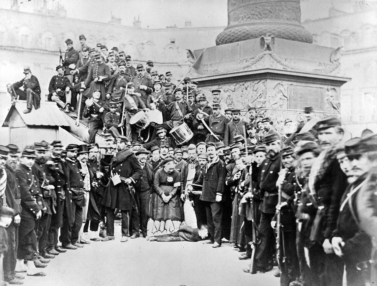 Pariserkommunens tropper på Place Vendôme, 1871 af French Photographer