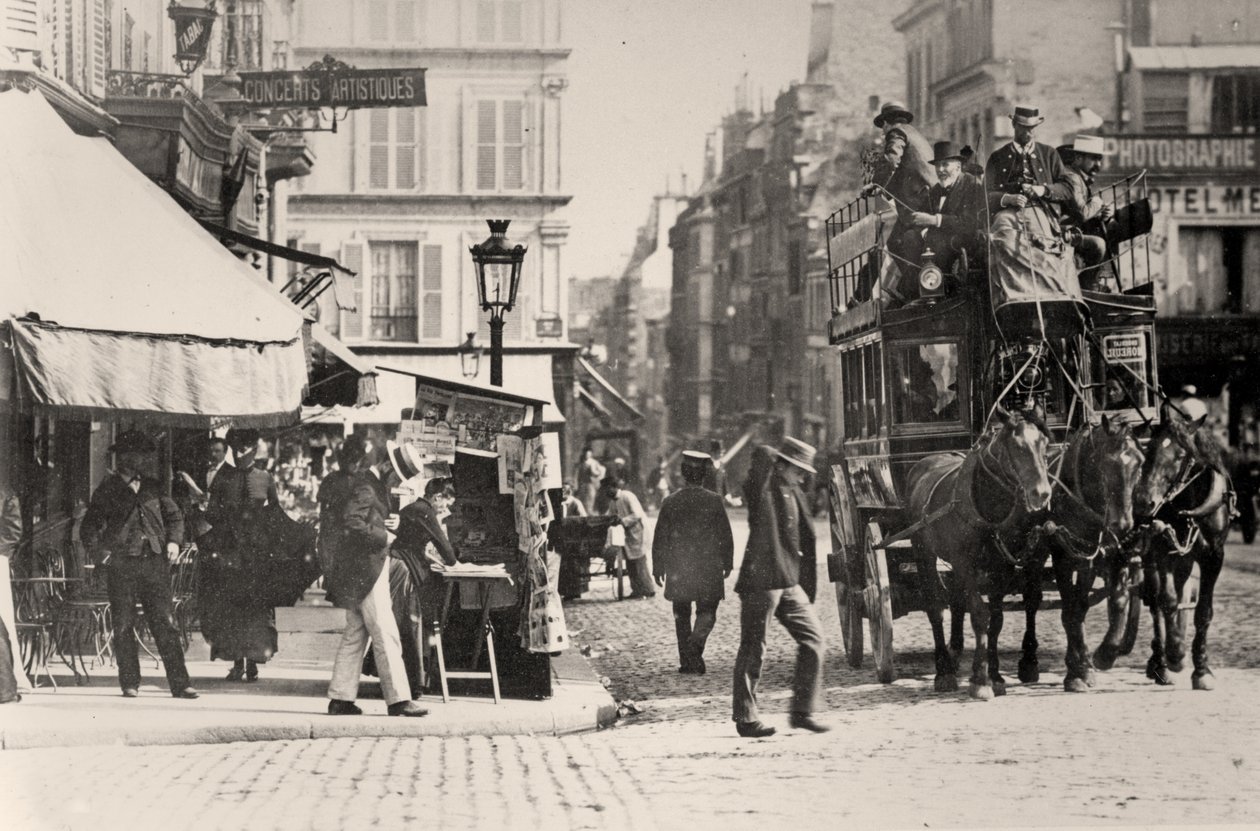 Place de Clichy, Paris (s/h-billede) af French Photographer