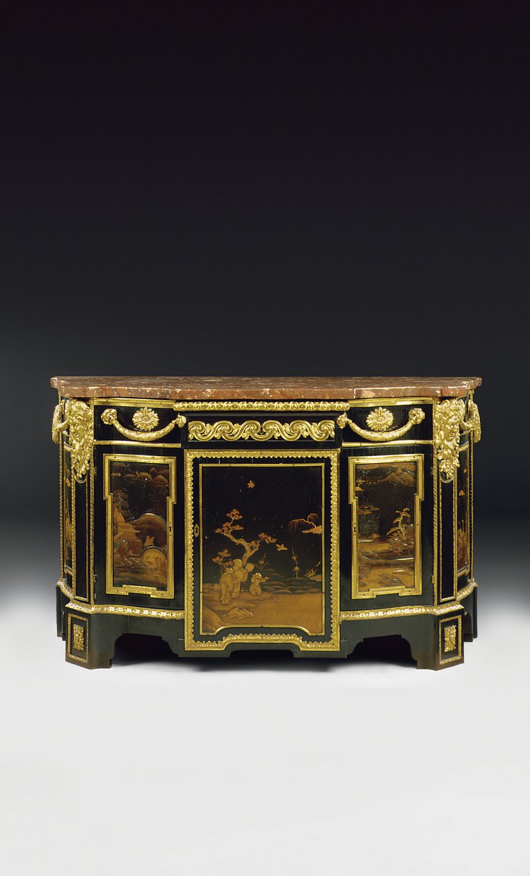 En sen Louis XV kommode, ca. 1763-70 af French School