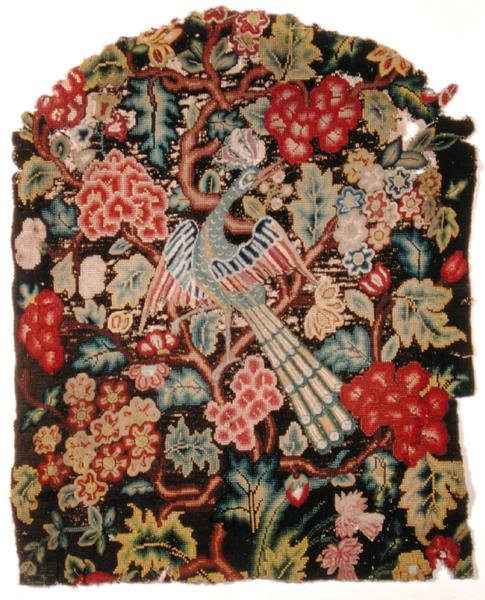 Stoleryggen forestiller en fugl (broderi) af French School