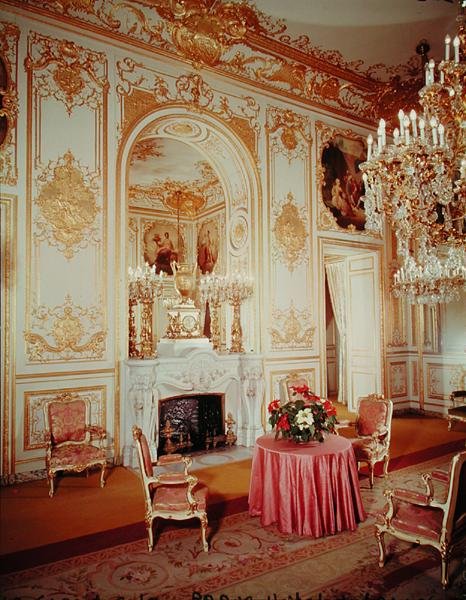Interiør af Grand Salon af French School