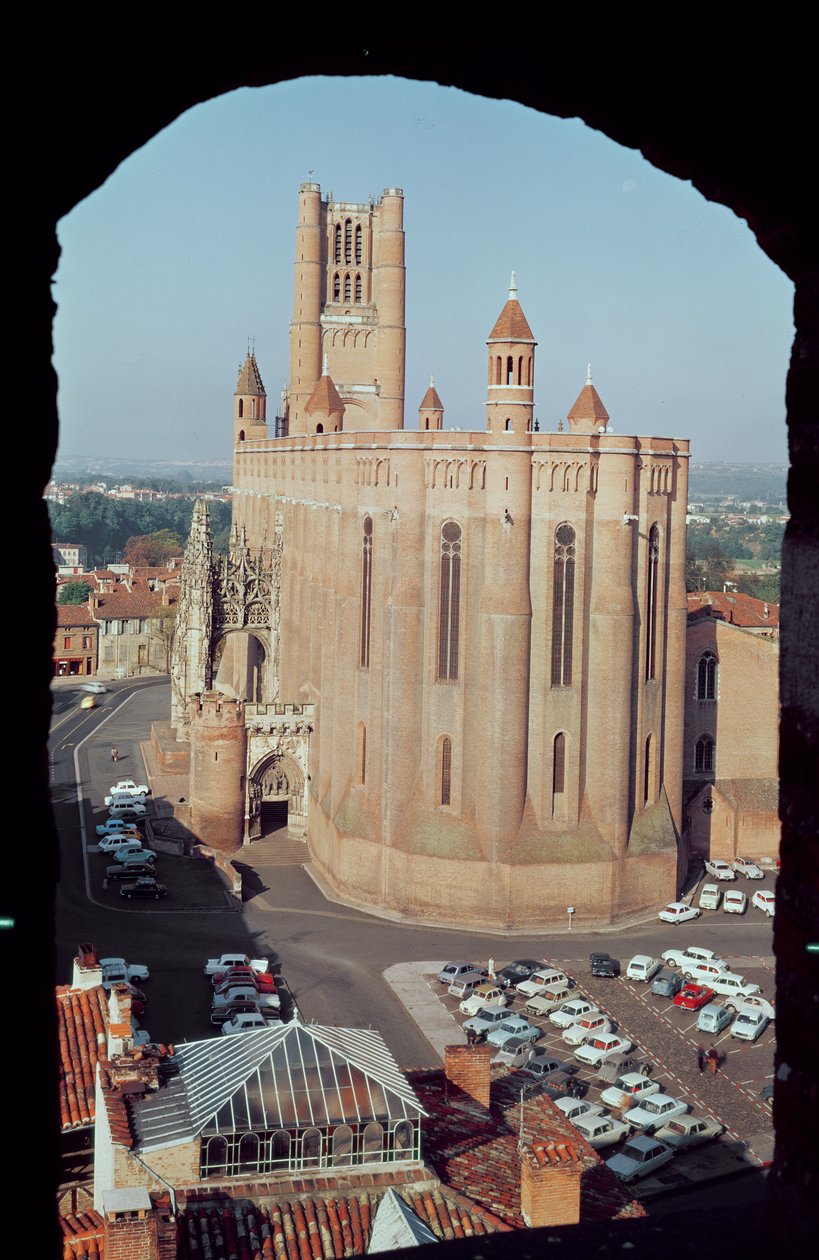 Udsigt over katedralen Sainte-Cecile, 1277-1392 af French School