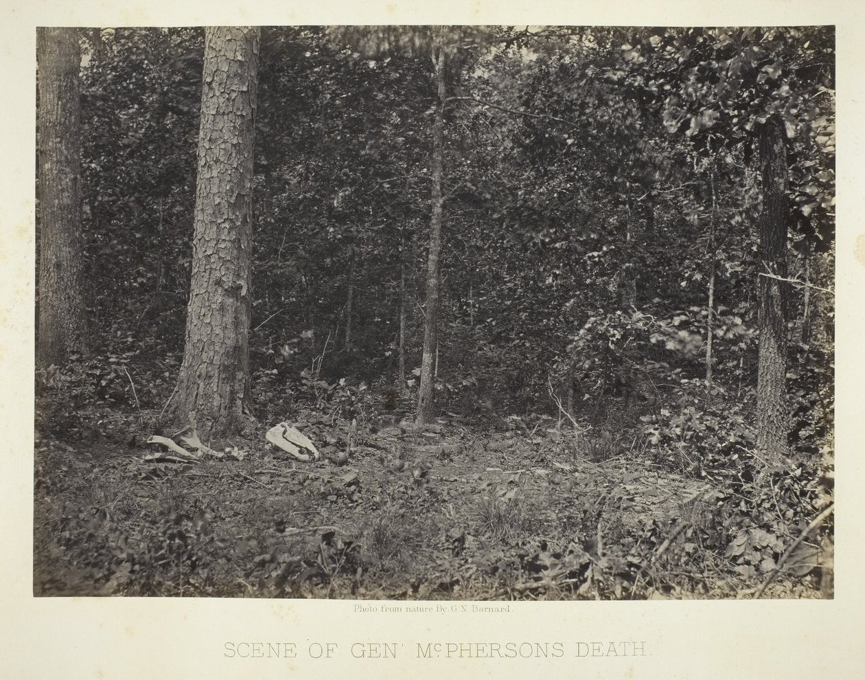 Stedet for general McPhersons død af George N. Barnard
