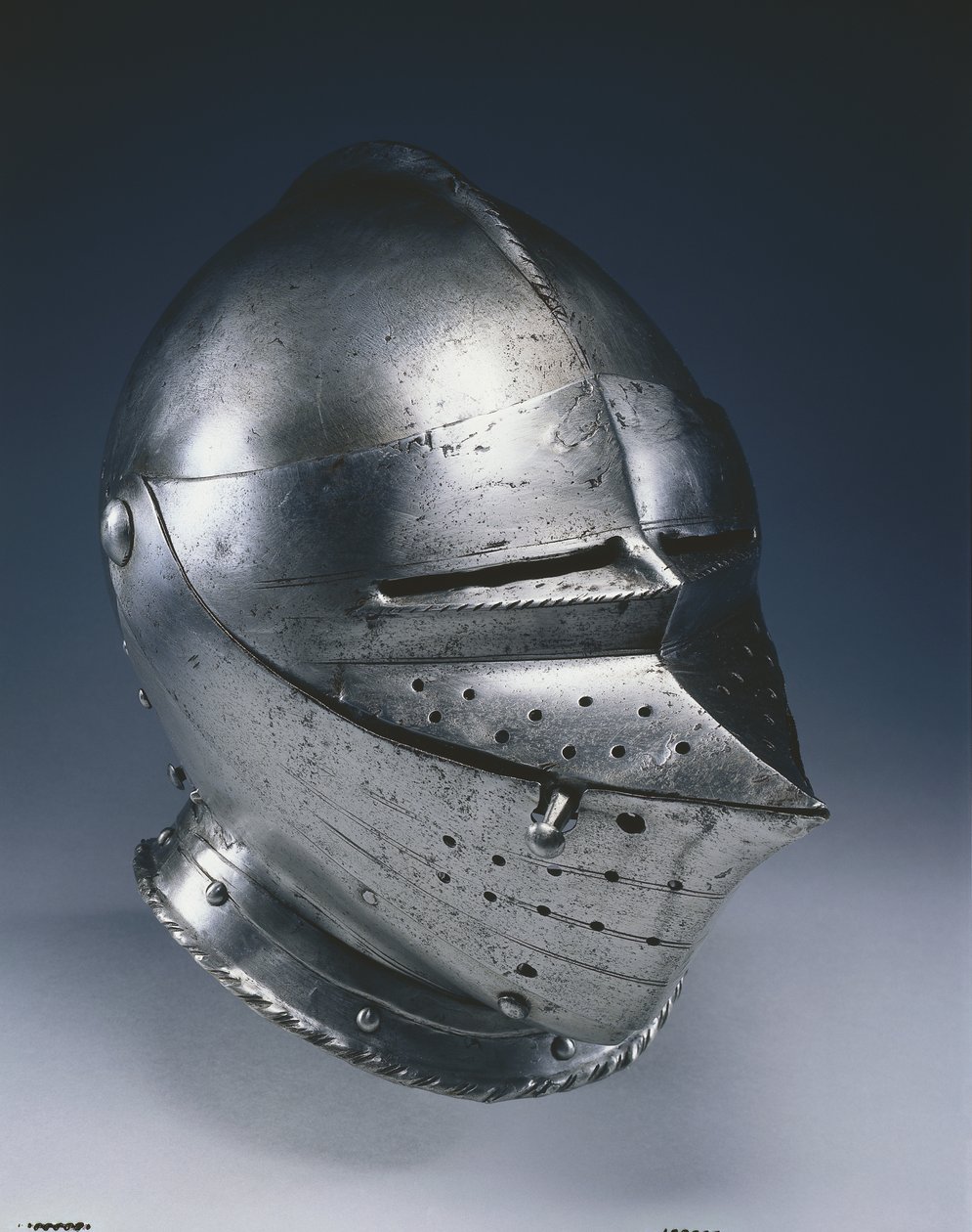 Luk hjelm, ca. 1510-1530 (stål med sort maling) af German School