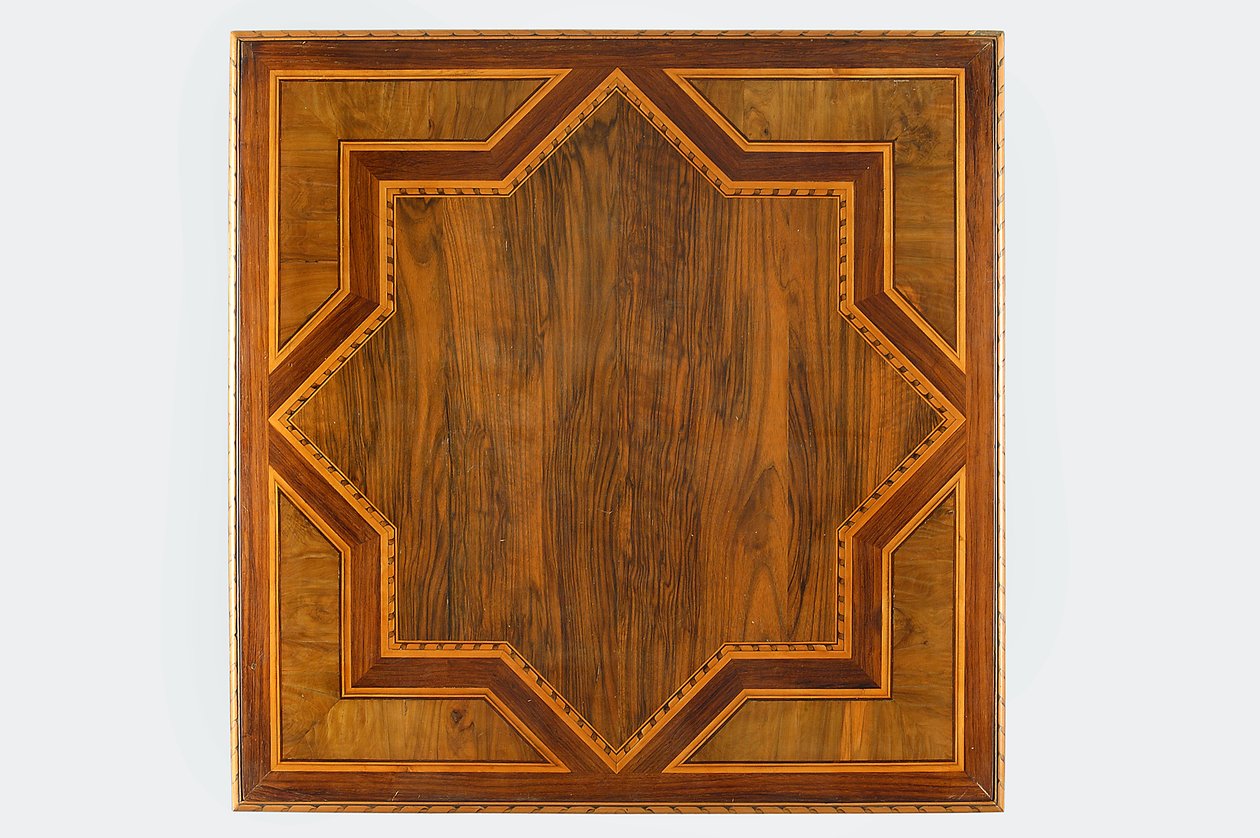 Topbord (træ) af Giuseppe Maggiolini