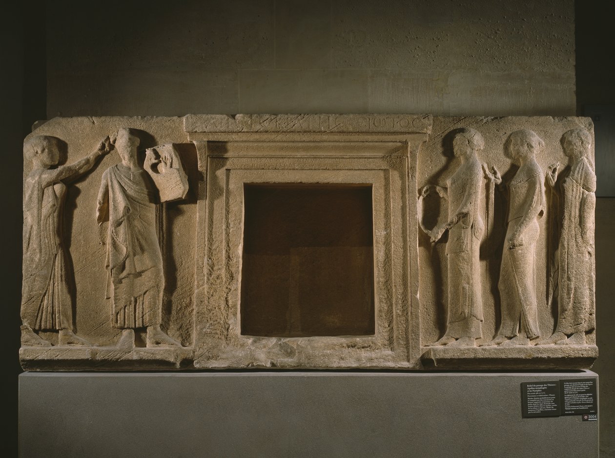 Apollon og nymferne, relief fra Theores-passagen, fra Thasos, før 480 f.Kr. (marmor) af Greek