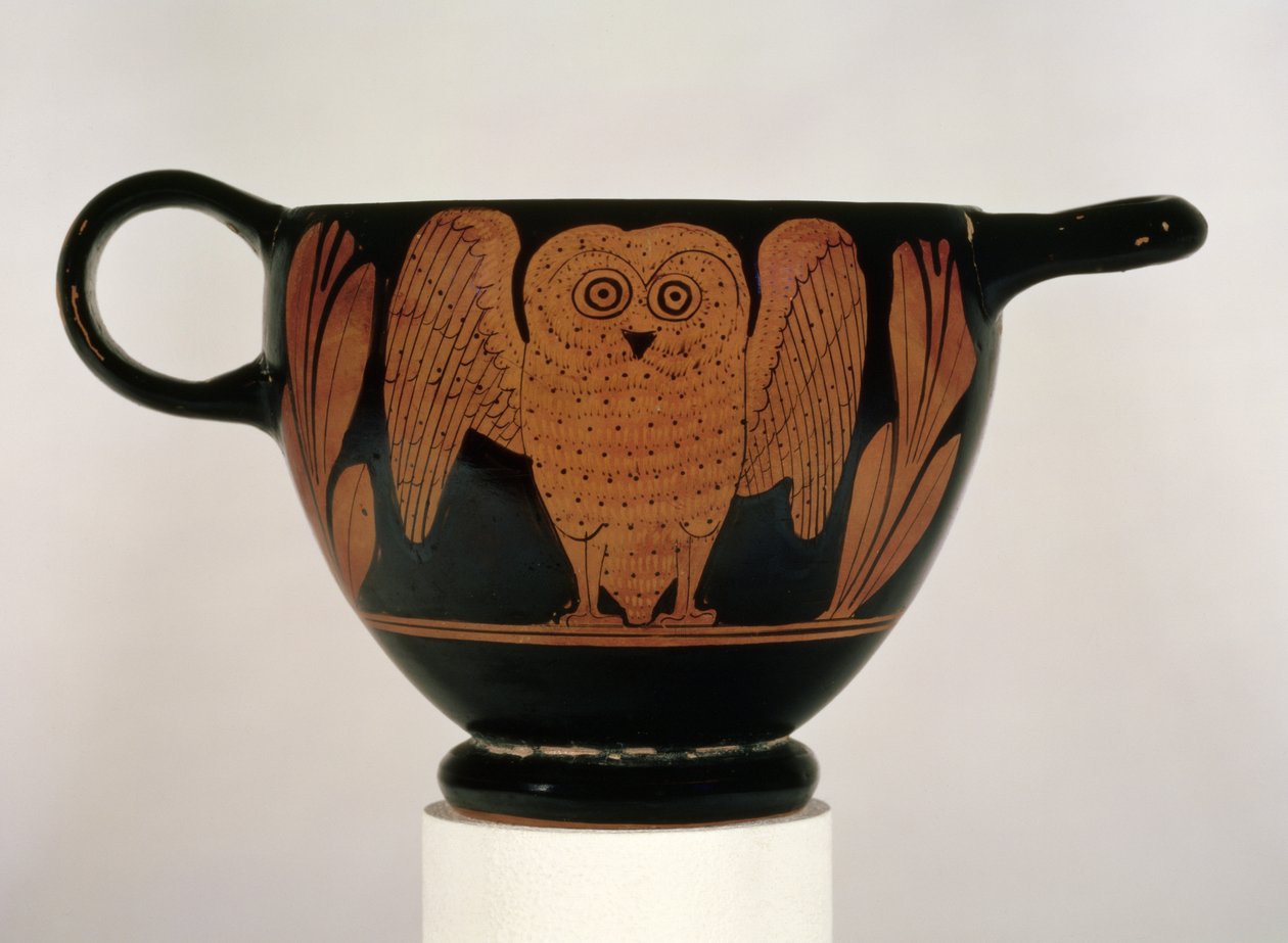 Attic rød-figur skyphos forestiller en ugle med udstrakte vinger (keramik) af Greek