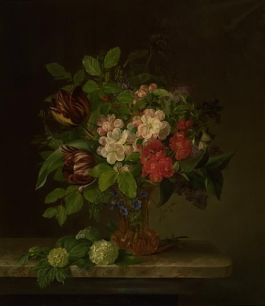Et glas med forårsblomster af Hanne Hellesen