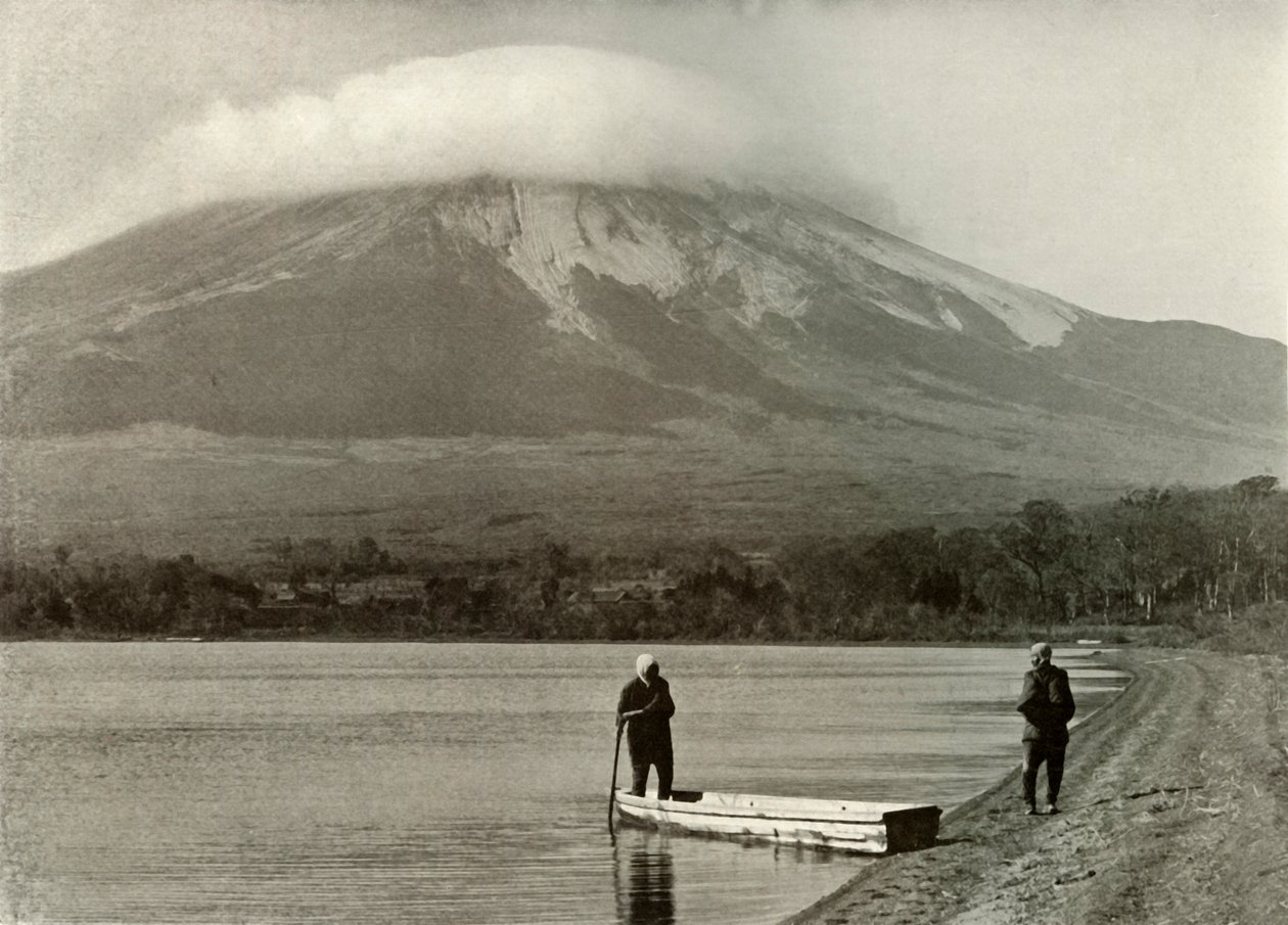 Fuji fra Three-Days-Moon Lake, 1910. af Herbert Ponting