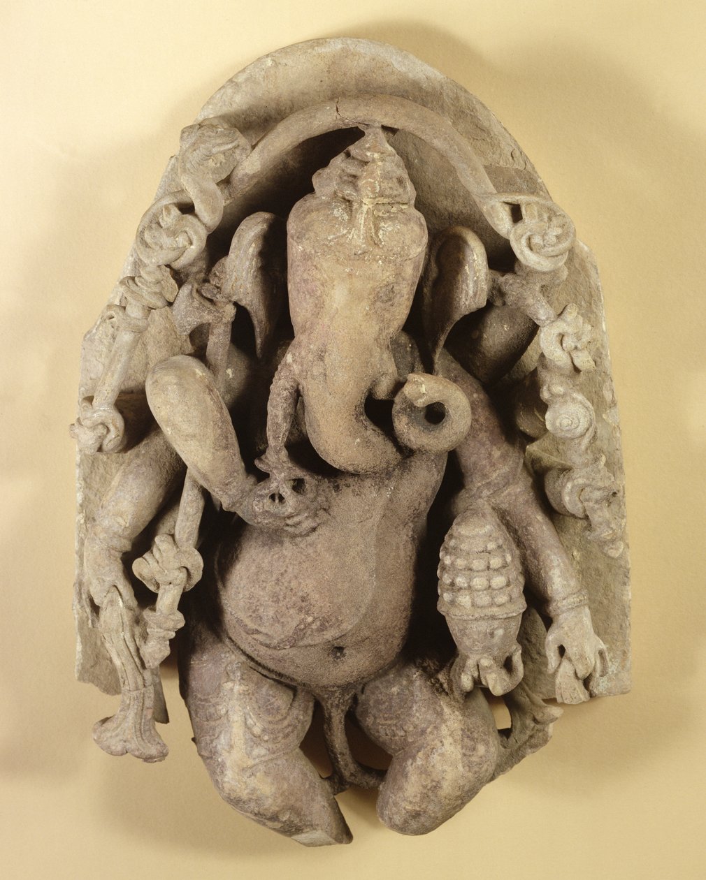 Figur af Ganapati, Chandella-dynastiet (sandsten) af Indian School