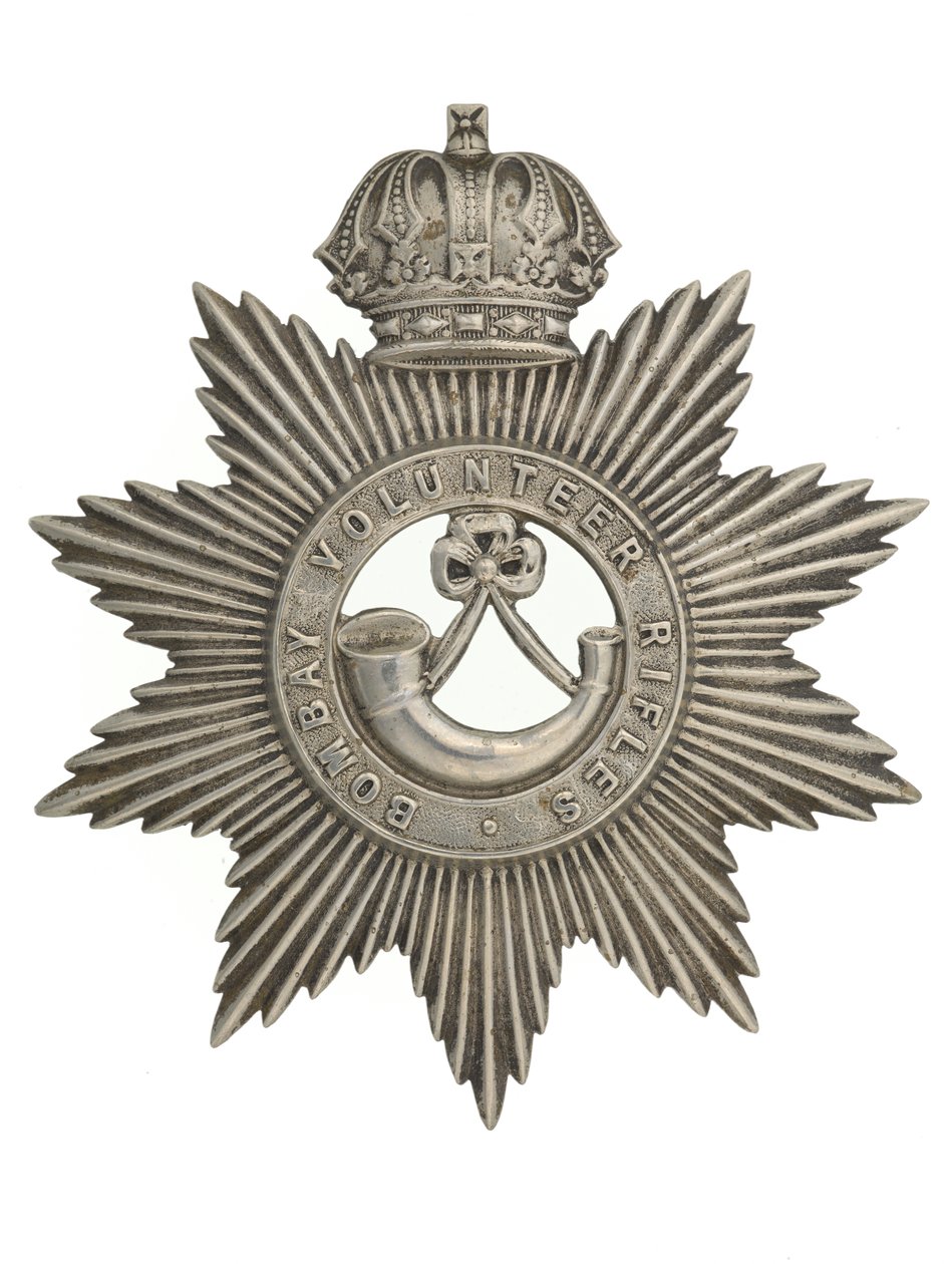 Hjelmemblem, Bombay Volunteer Rifles, 1877-1901 af Indian School