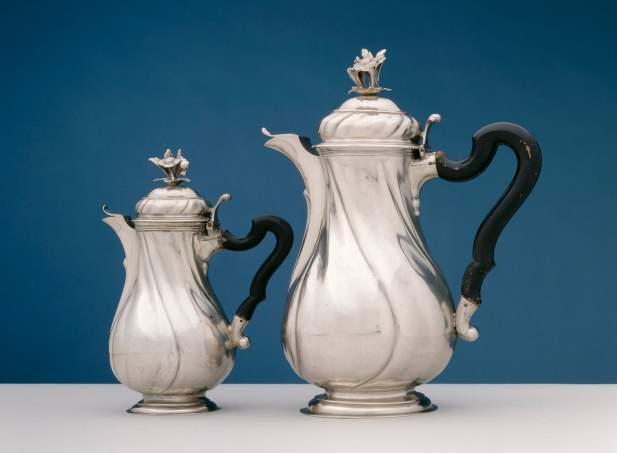 Et par tekander, ca. 1780 (sølv og ibenholt) af Isaak Beaucair