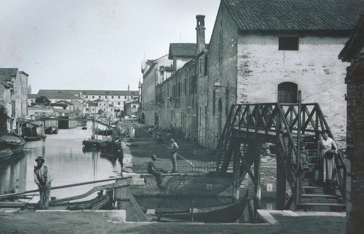 Udsigt over en kanal af Italian Photographer