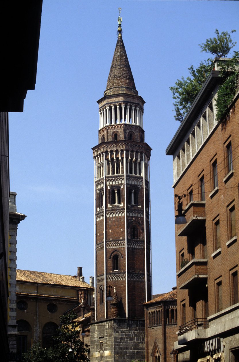 Milano: San Gottardos klokketårn. af Italian School