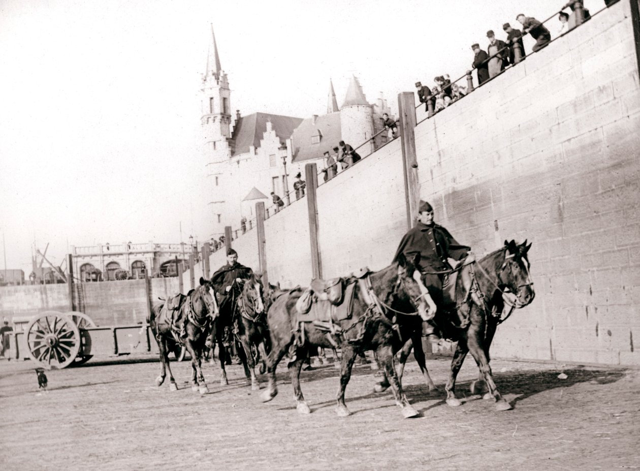 Ryttere, Antwerpen, 1898. af James Batkin