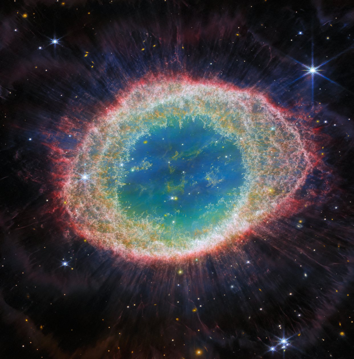 Ringtåge (NIRCam-billede) af James Webb Space Telescope (NASA)