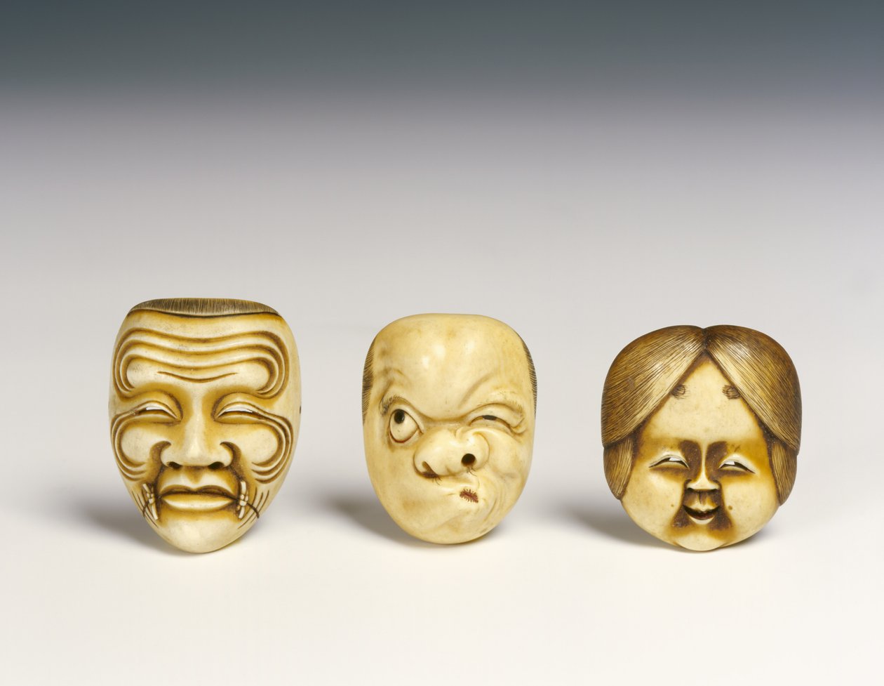 Tre masker af Japanese School