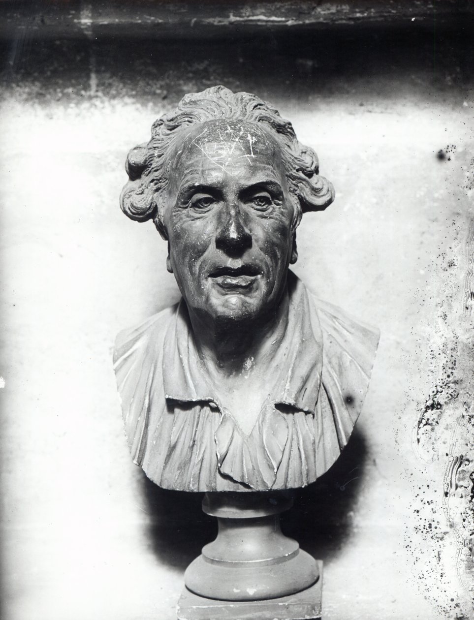 Selvportræt (gips) af Jean Baptiste Pigalle