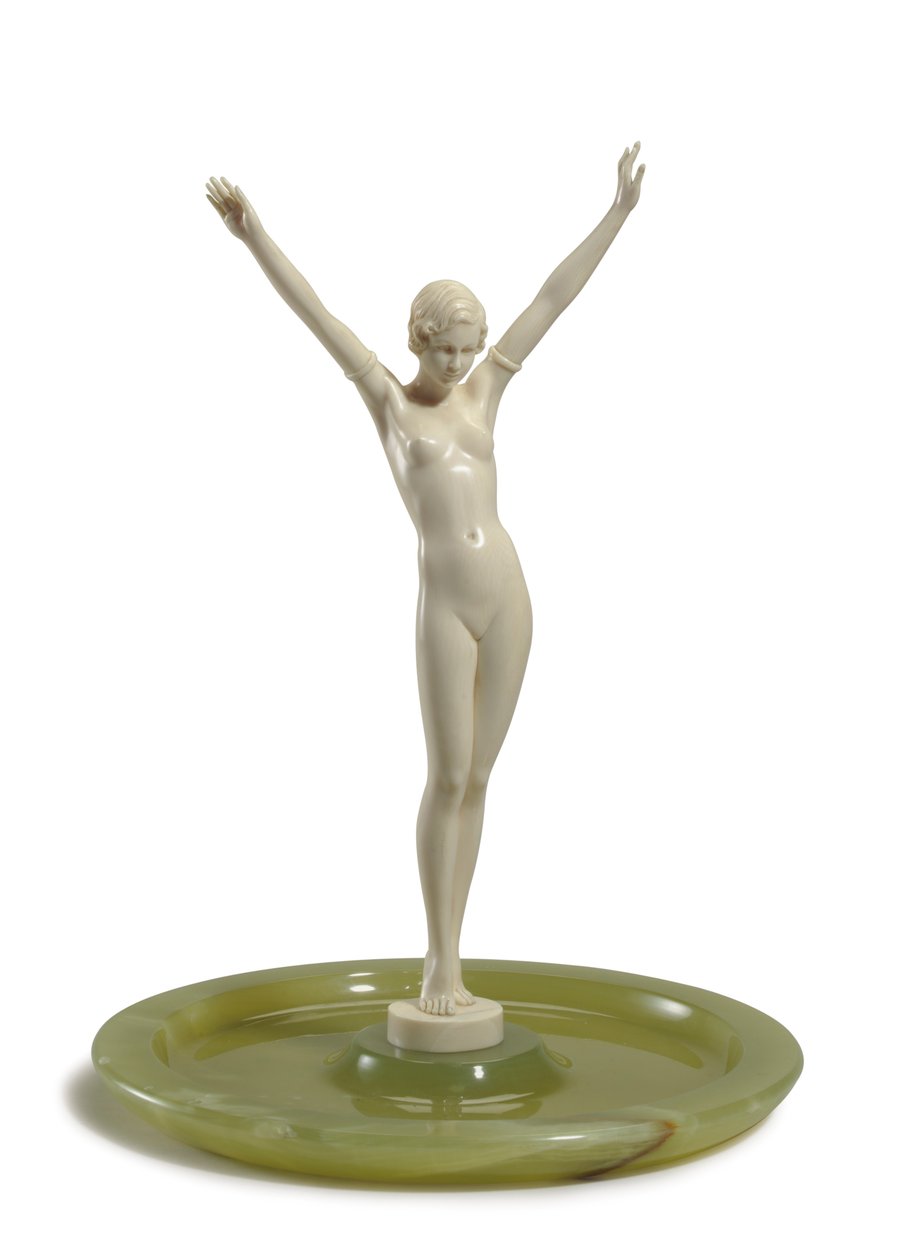 Ecstasy, ca. 1930 (elfenben og onyx) af Johann Philipp Ferdinand Preiss