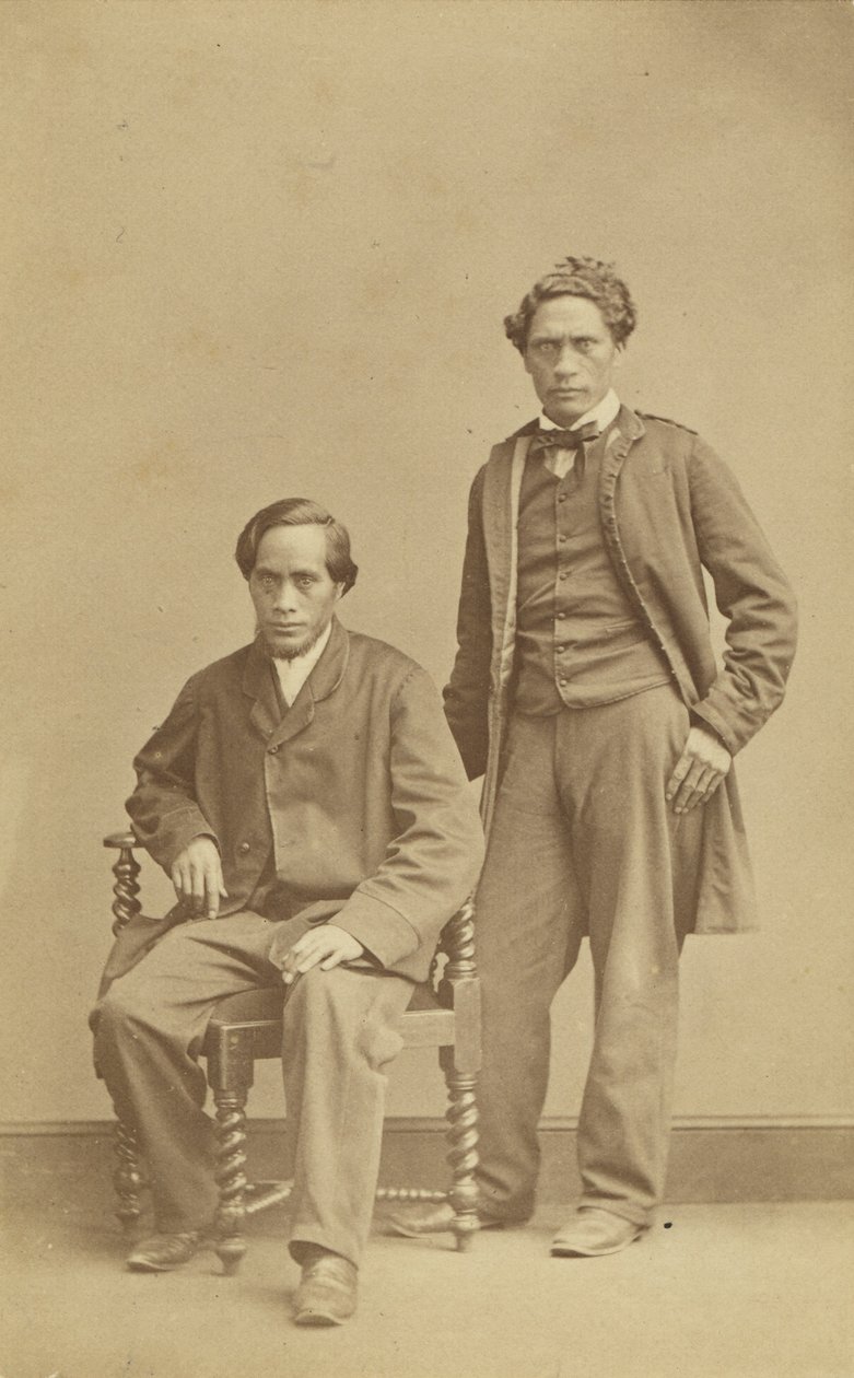 Raihana Tukarawa og Paratene te Manu, ca. 1863 (albumin print) af John Beattie