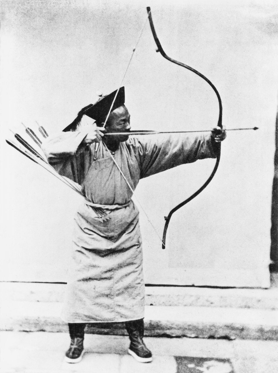 Kinesisk bueskytte, ca.1870 af John Thomson