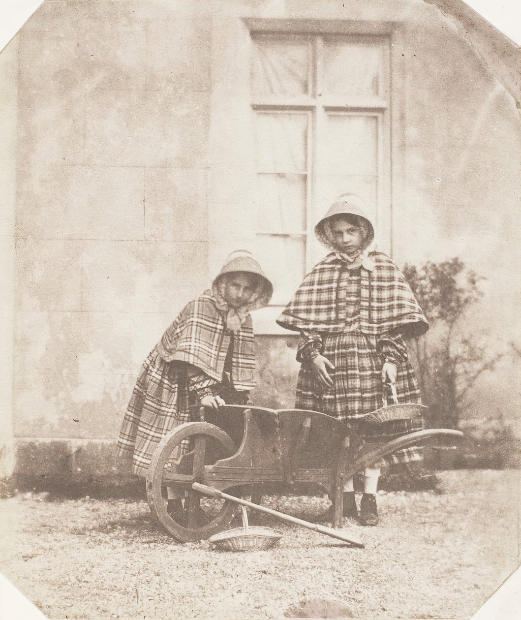 Elinor og Lucy Llewelyn, 1853-56. af John Dillwyn Llewelyn