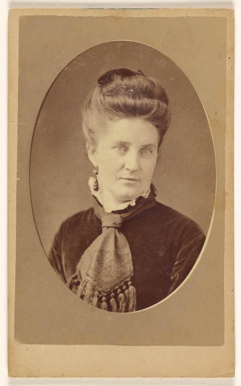 [Uidentificeret kvinde, trykt i kvasi-oval stil]. af John James Abbott