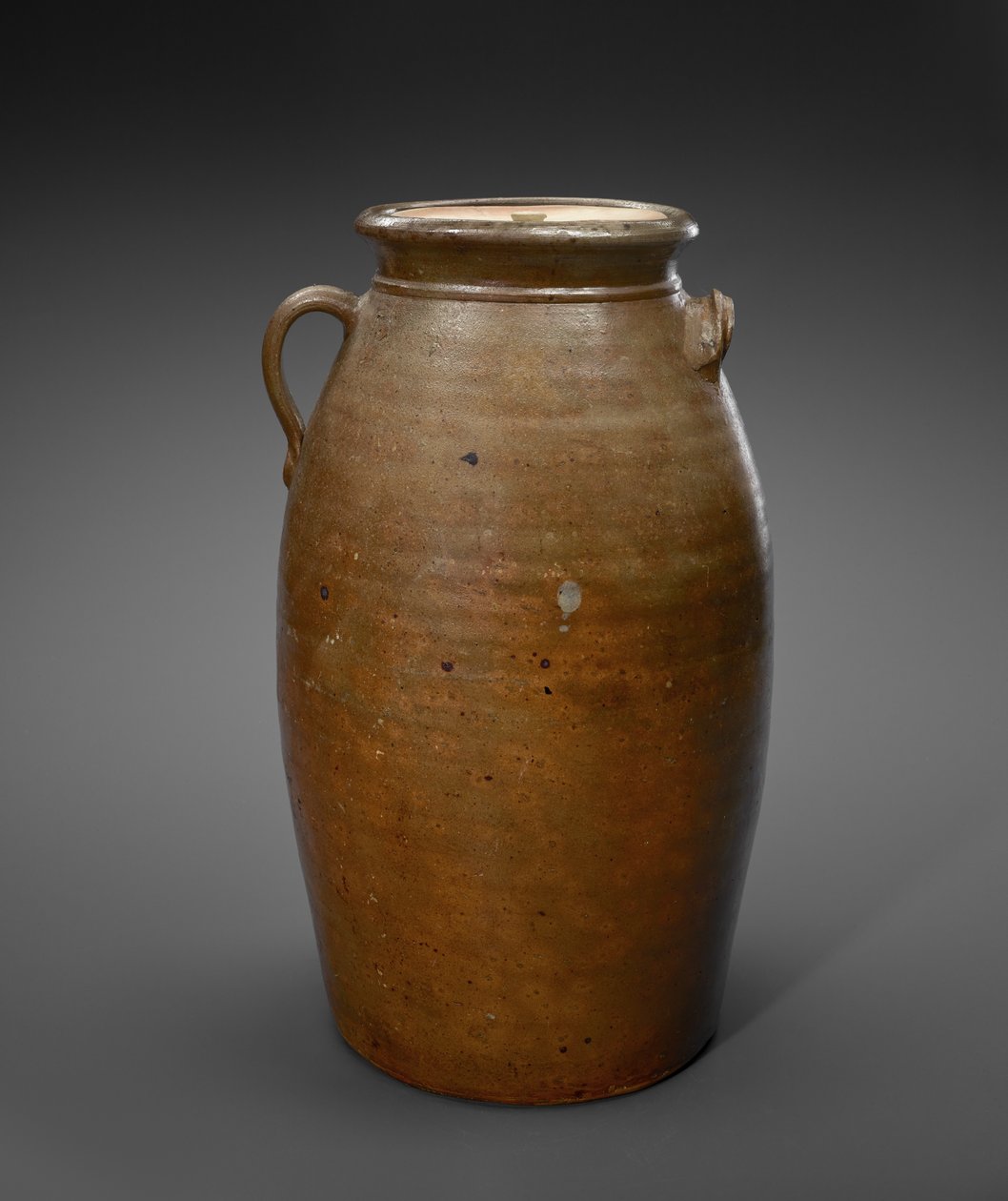 Churn, ca. 1870-1900 (slipglaseret stentøj) af Joseph C. (attr.to) Rushton