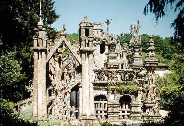 Det ideelle palads, bygget 1879-1912 af Joseph Ferdinand Cheval